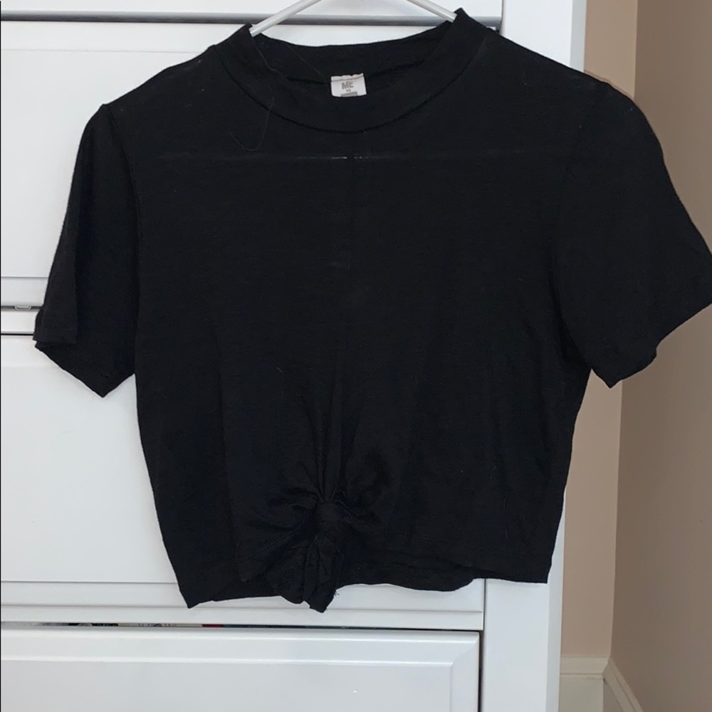 Black Cropped Short Sleeve Top
